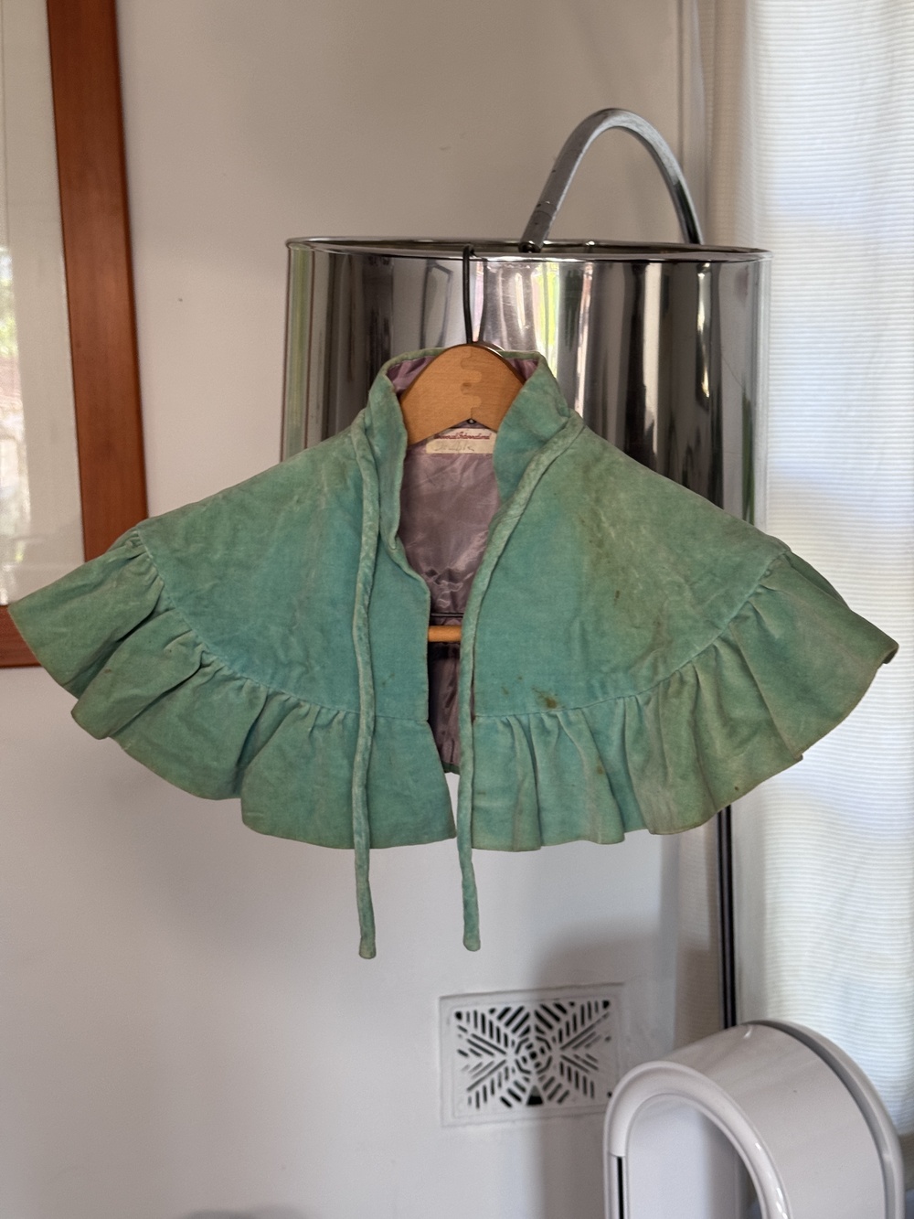Women's CRC Green Capelet Size S